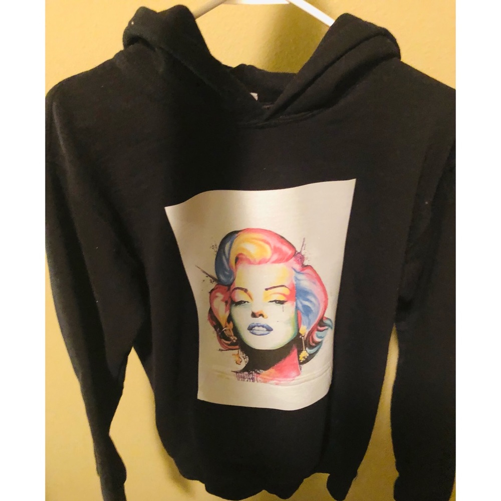 Size S Marilyn Monroe hoodie